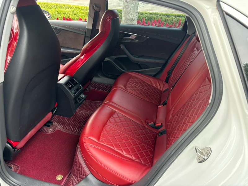 枣庄18年奥迪A4L4