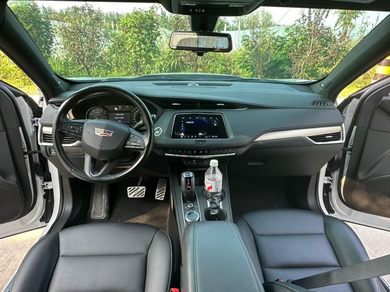 徐州19年凯迪拉克XT47