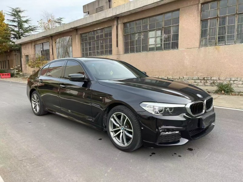 枣庄18年宝马5系3