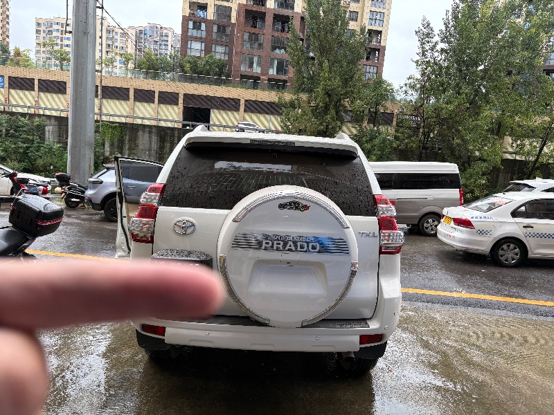 达州25年丰田普拉多3