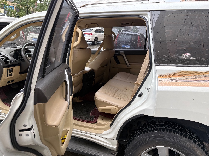 达州25年丰田普拉多6