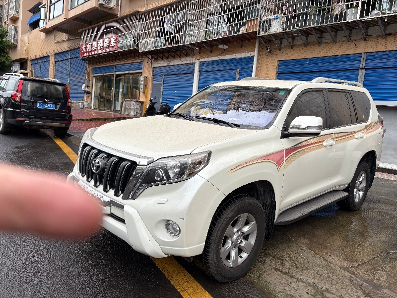 达州25年丰田普拉多10