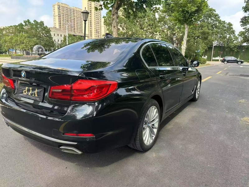 枣庄19年宝马5系8