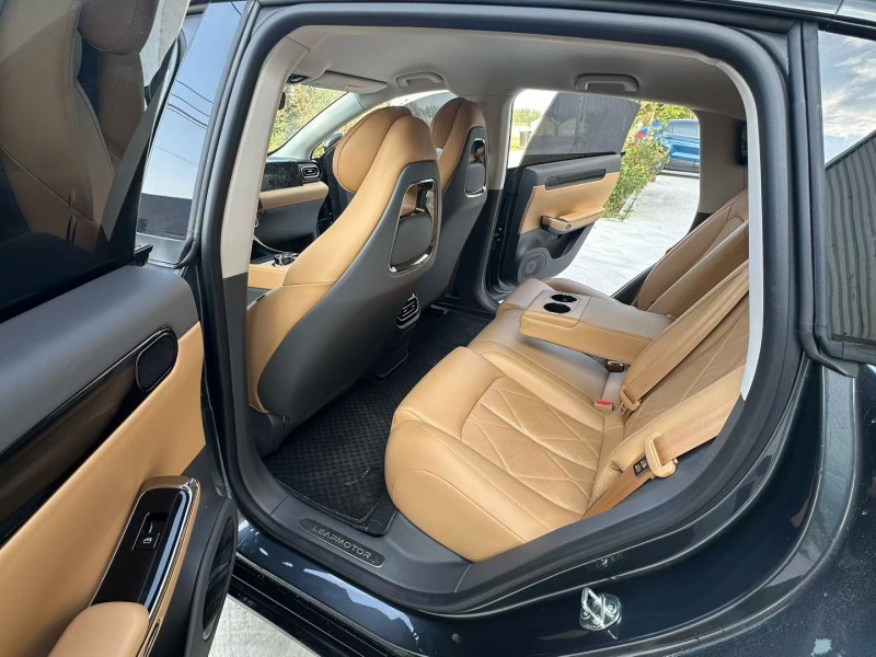 徐州24年零跑汽车C016