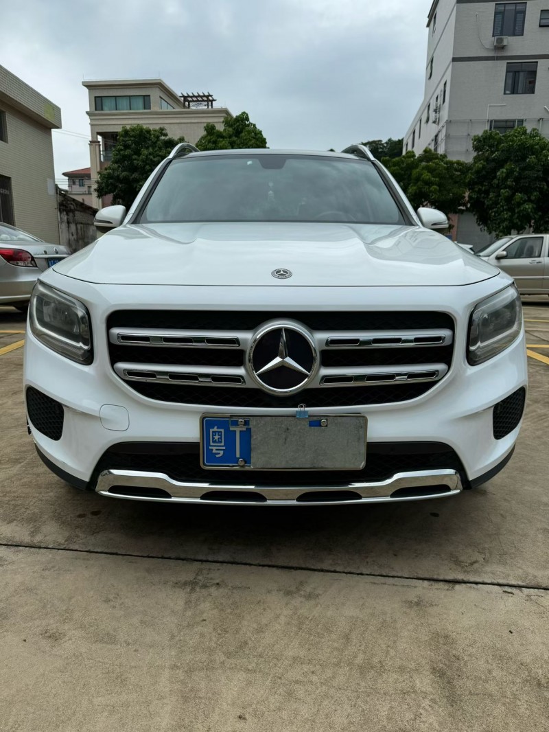 中山21年奔驰GLB1