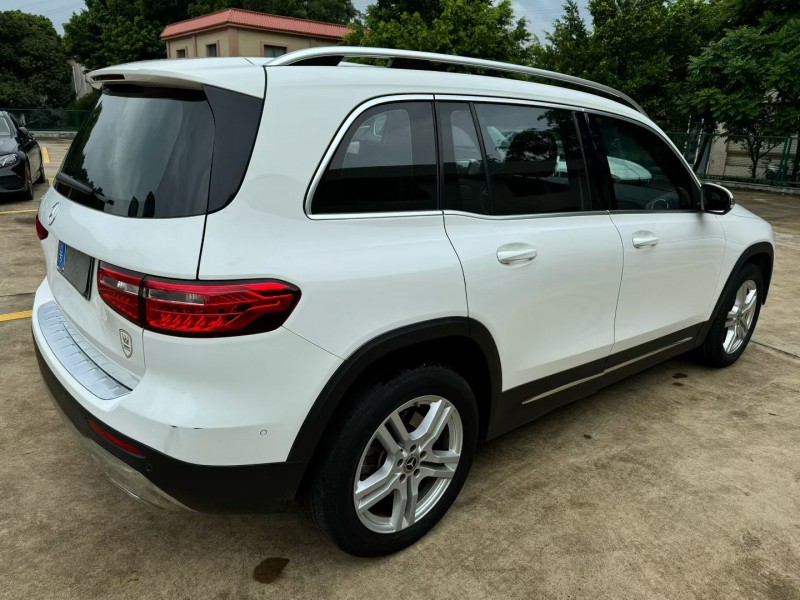 中山21年奔驰GLB4