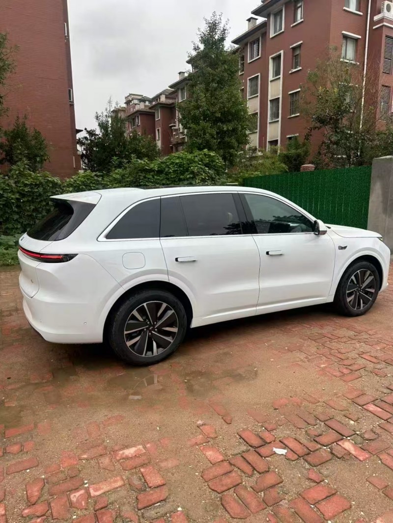 青岛25年理想L67