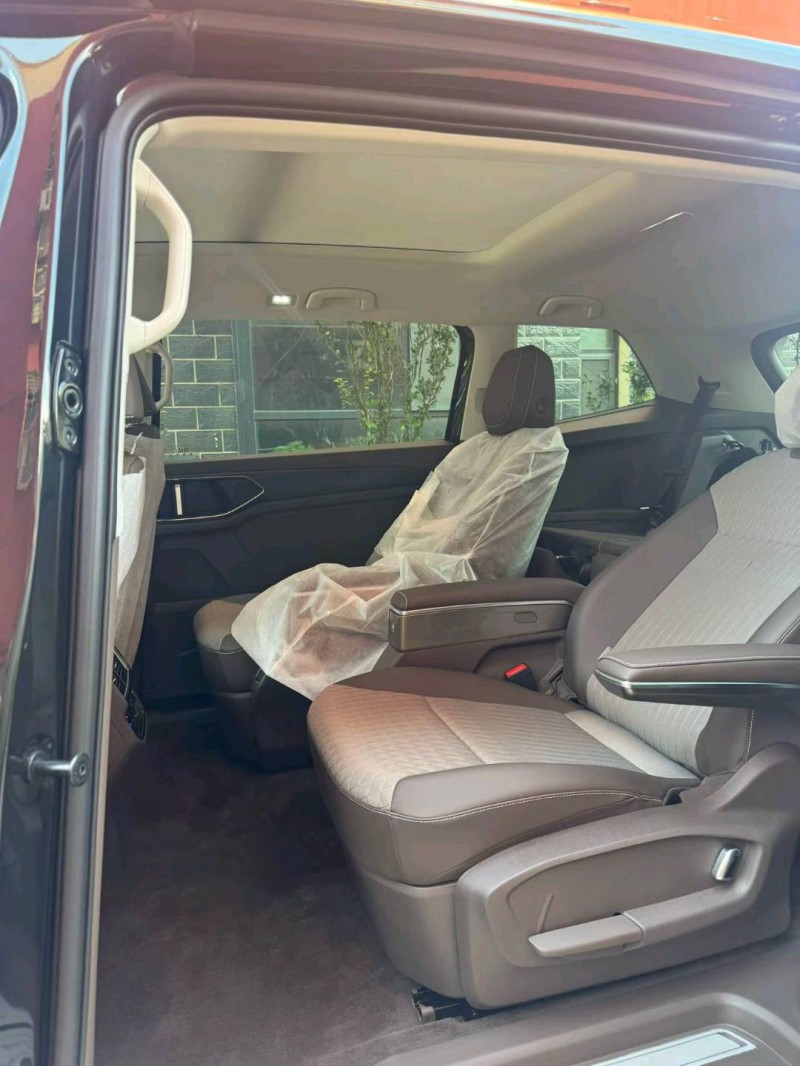 衡水25年大众威然8