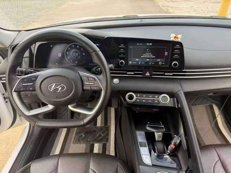 厦门23年现代伊兰特5