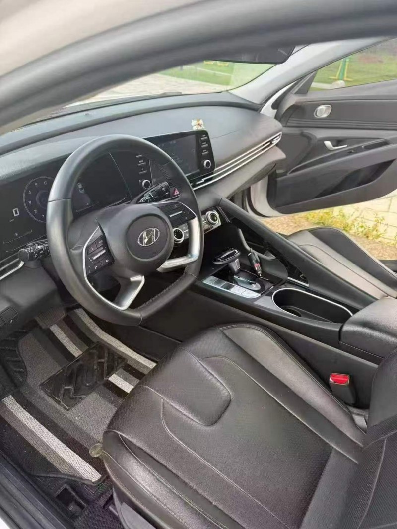 厦门23年现代伊兰特6