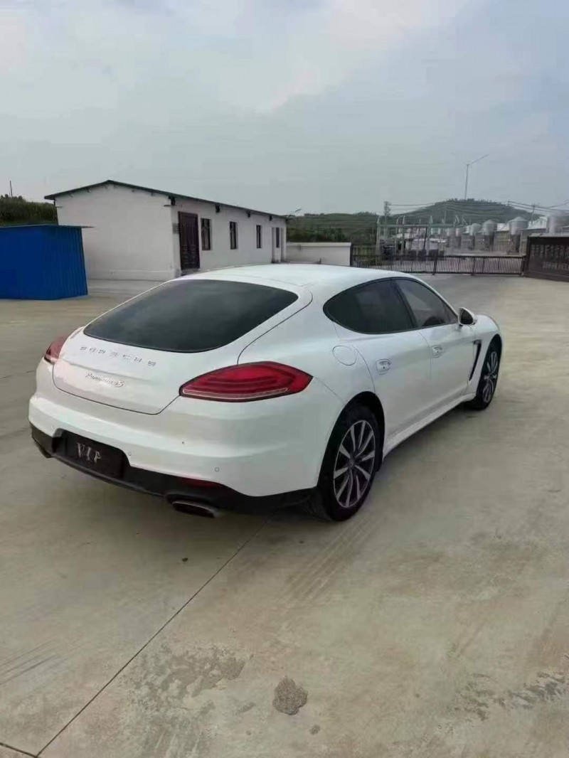 芜湖16年保时捷帕拉梅拉7