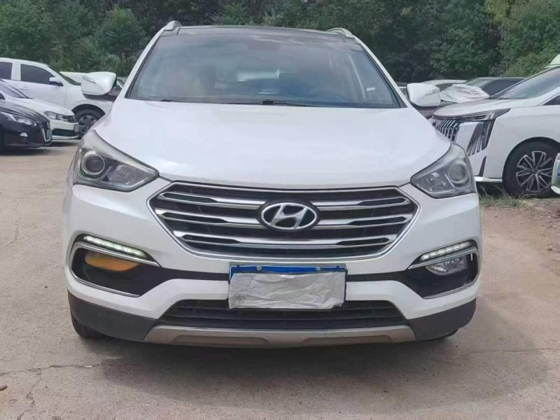 常德17年现代新胜达1