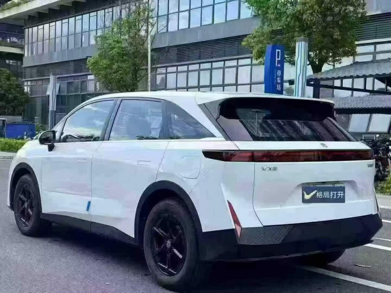 东莞25年启辰VX67