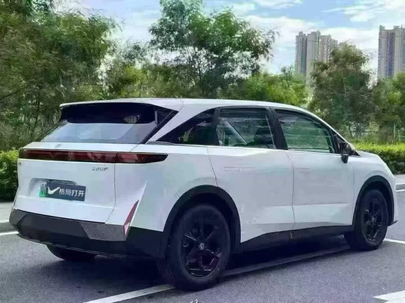 东莞25年启辰VX68