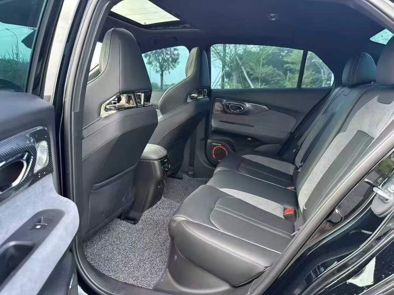 湛江24年传祺影豹6