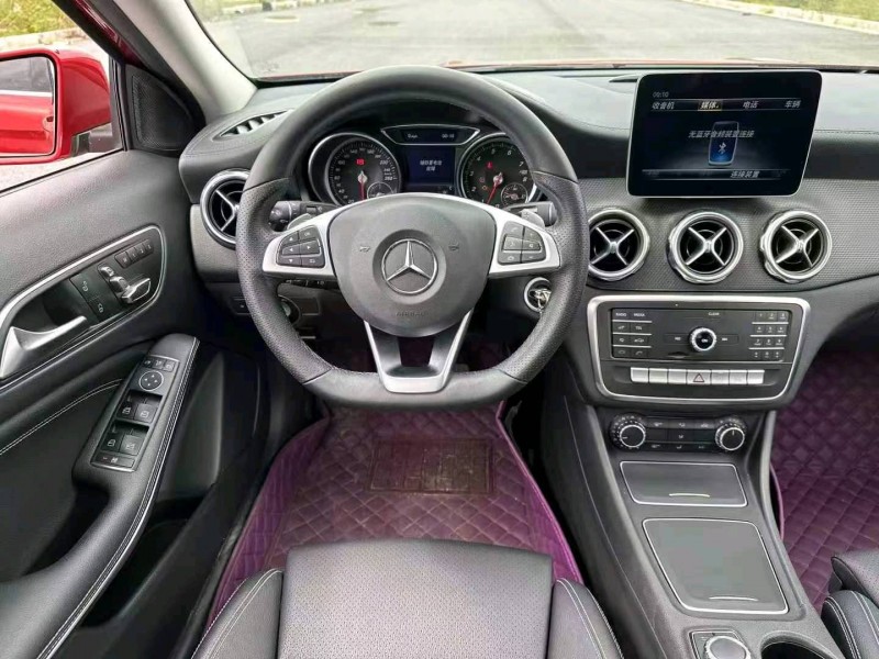 肇庆19年奔驰GLA4