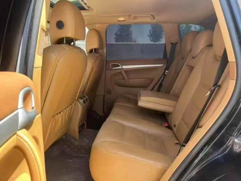 枣庄11年保时捷卡宴5