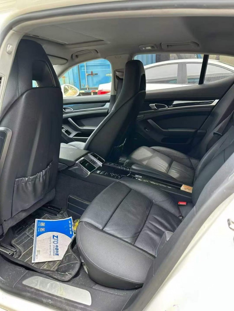 湛江13年保时捷帕拉梅拉5