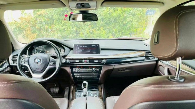 青岛17年宝马X54