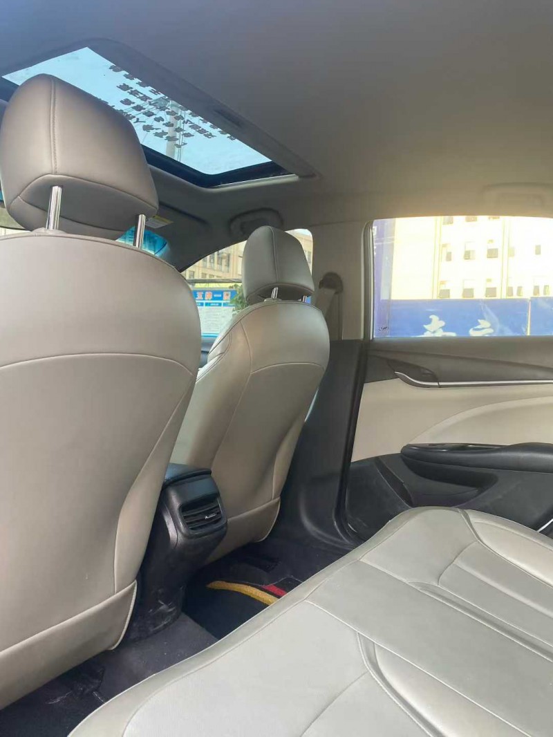 娄底20年别克英朗2