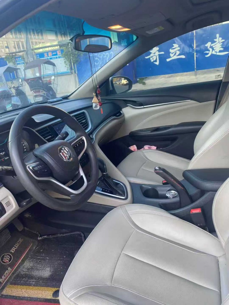 娄底20年别克英朗4