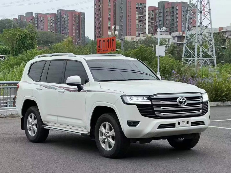 重庆24年丰田兰德酷路泽3