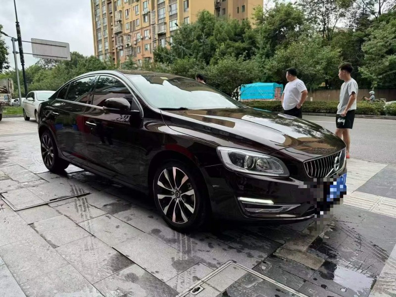 重庆19年沃尔沃S60L2