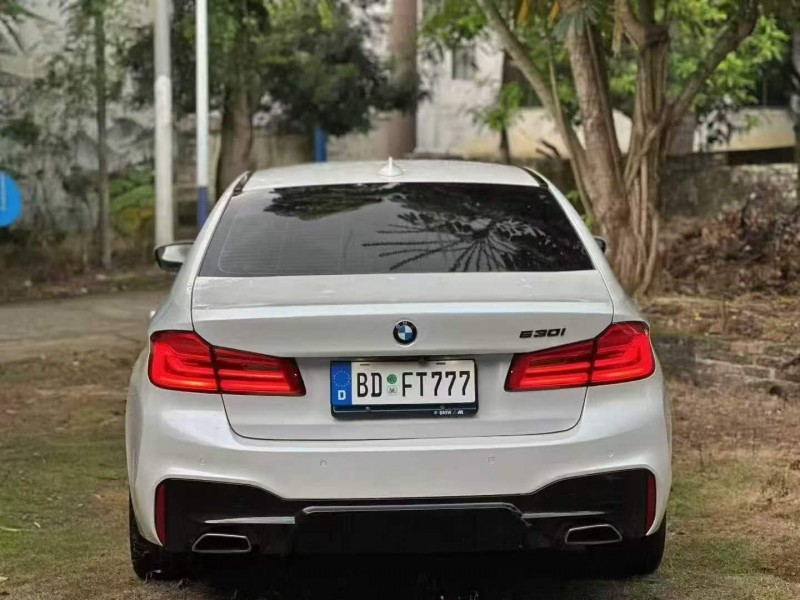 深圳19年宝马5系8