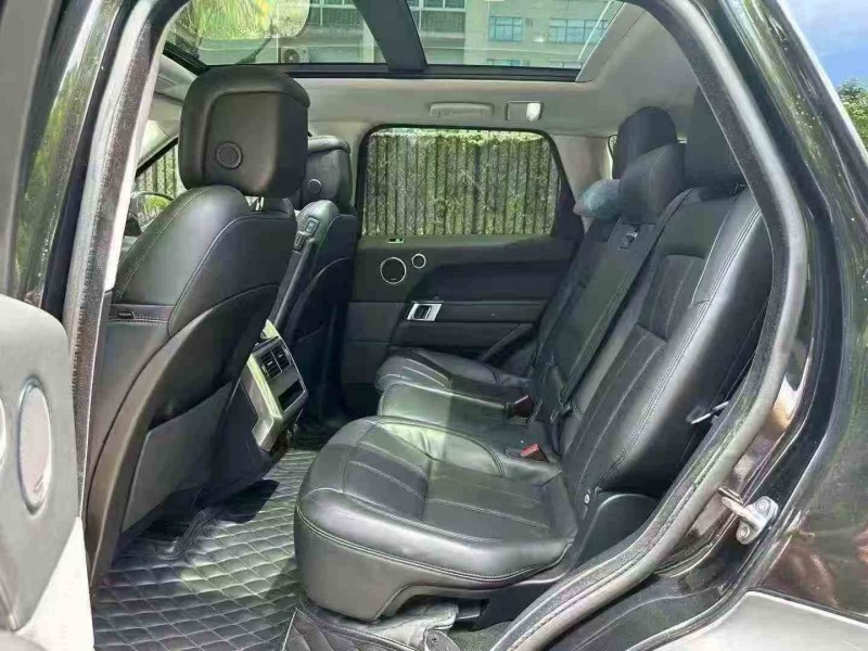 深圳21年路虎揽胜运动6