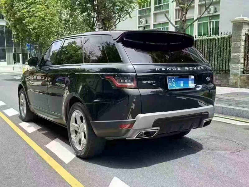 深圳21年路虎揽胜运动7