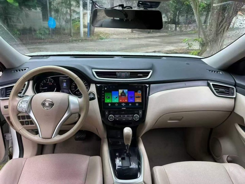 江门16年日产奇骏4