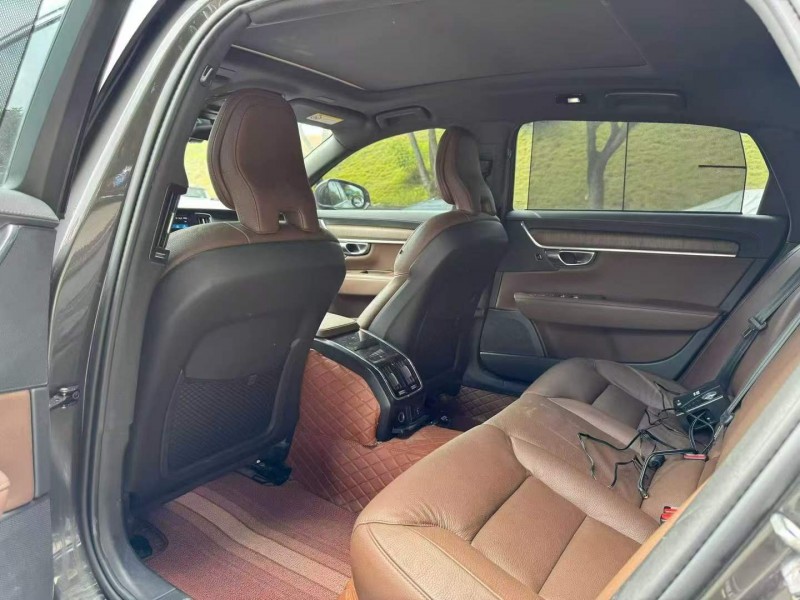 重庆21年沃尔沃S907