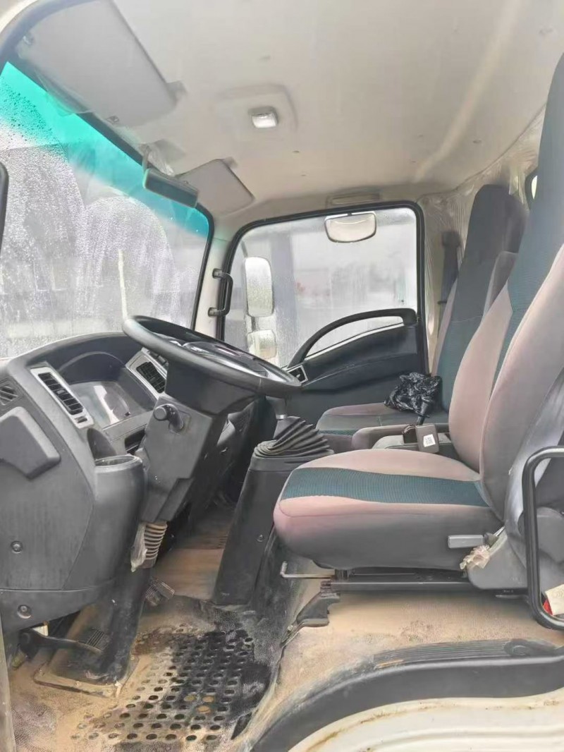 莱芜22年陕汽德龙5