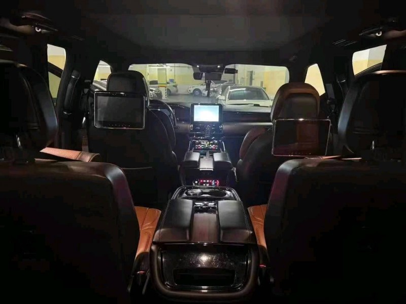 重庆19年林肯领航员6