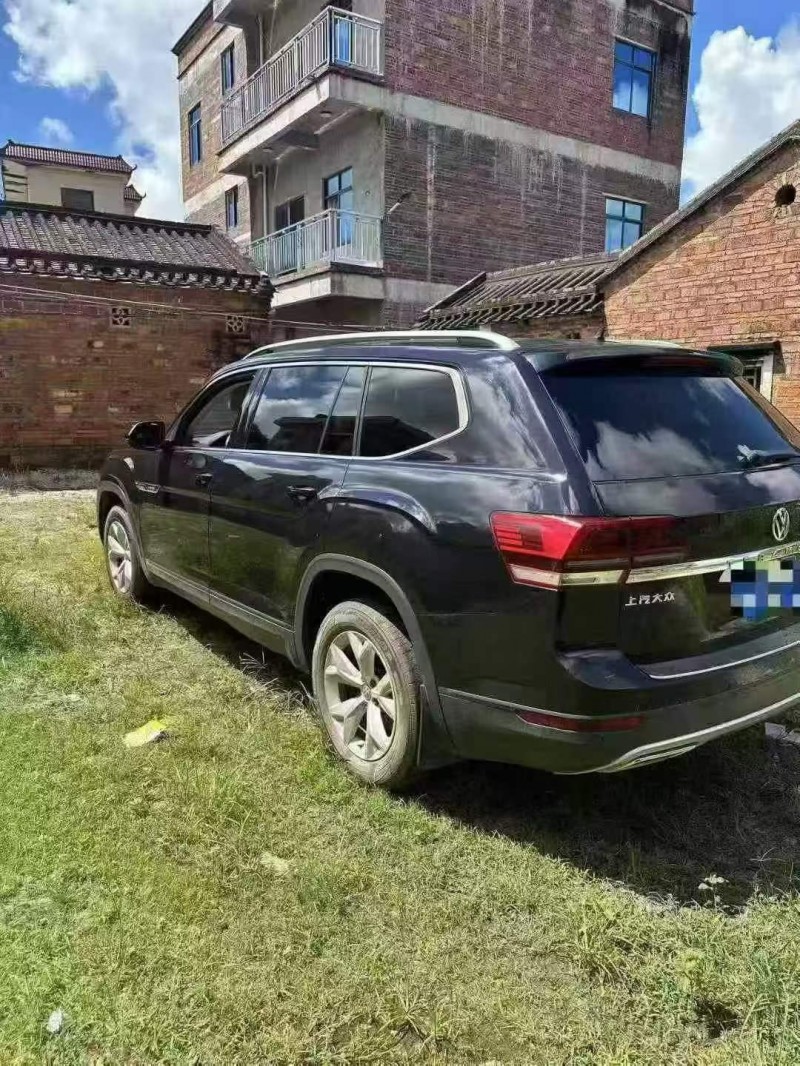 珠海18年大众途昂6