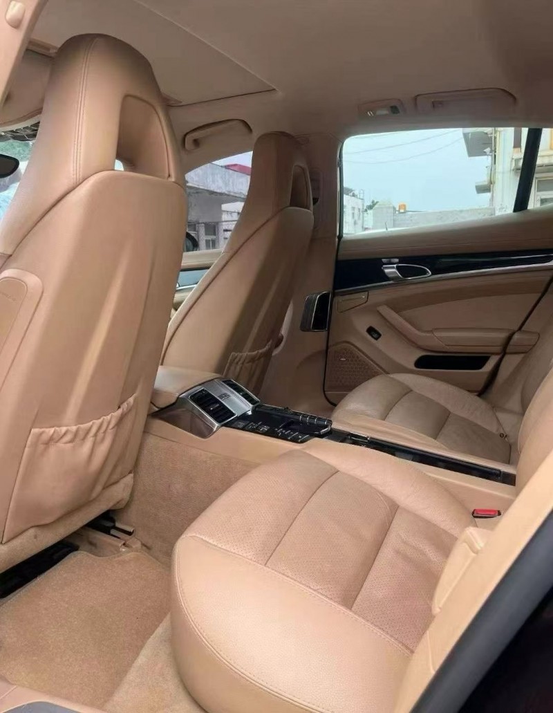 莱芜12年保时捷帕拉梅拉5