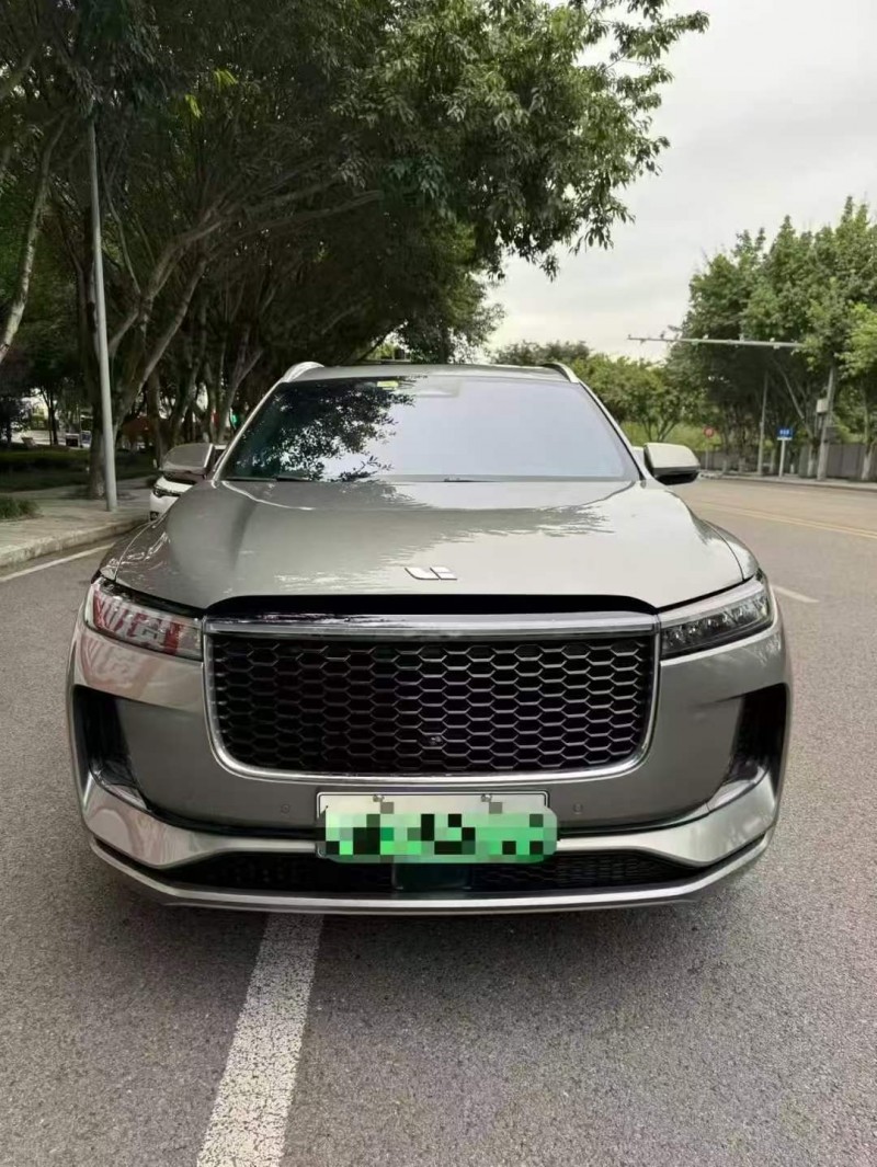 重庆21年理想理想ONE1