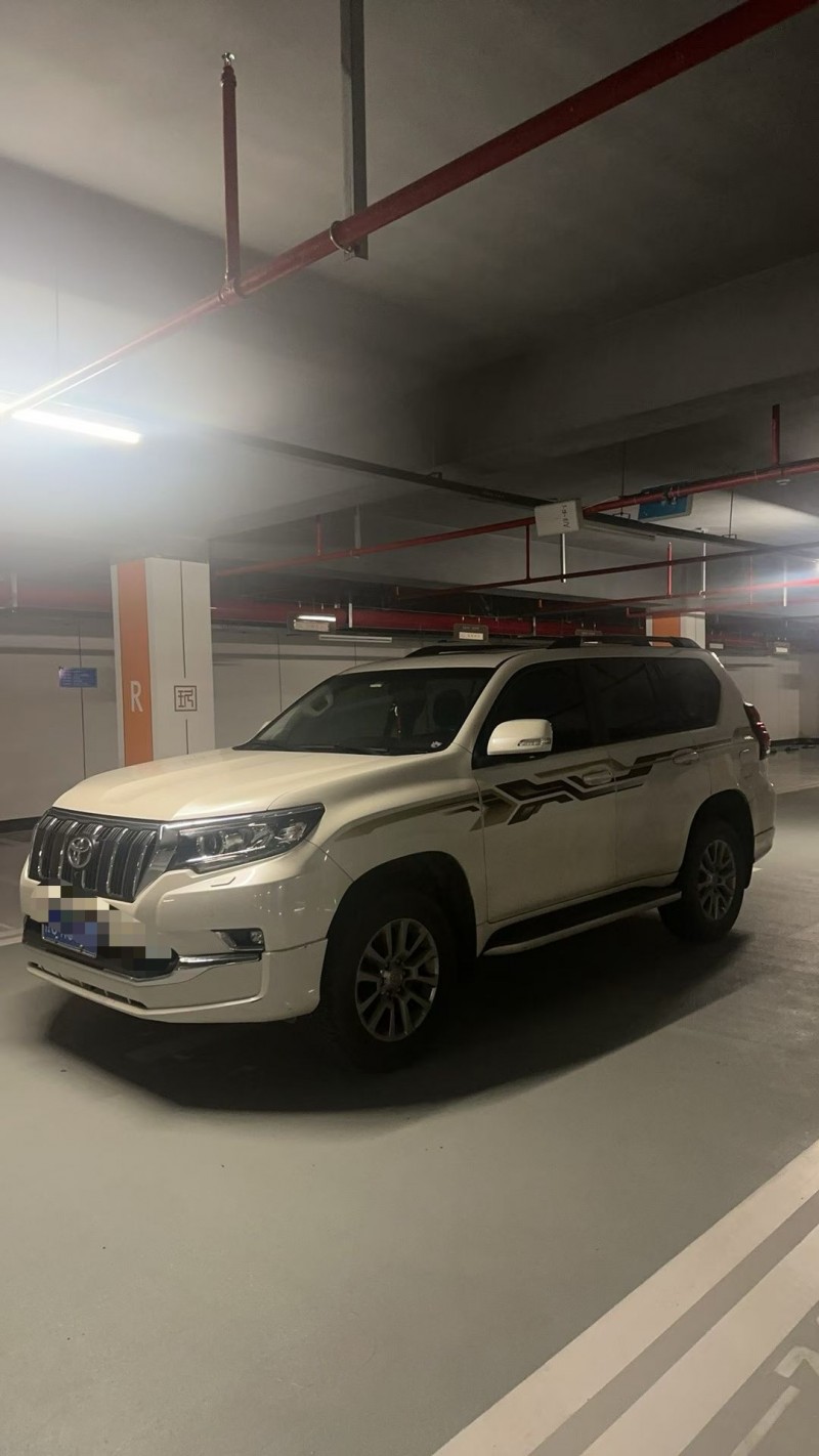 济南20年丰田普拉多3