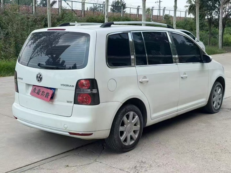 郑州18年大众途安9