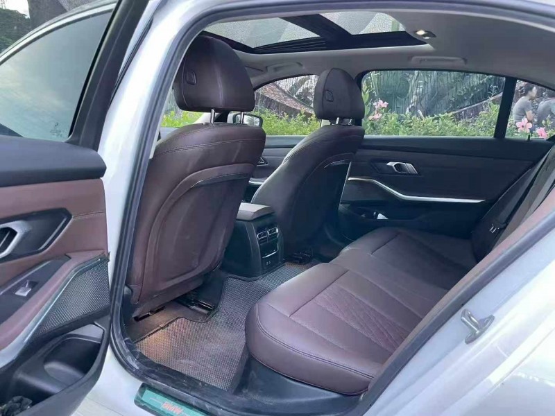 深圳23年宝马i35