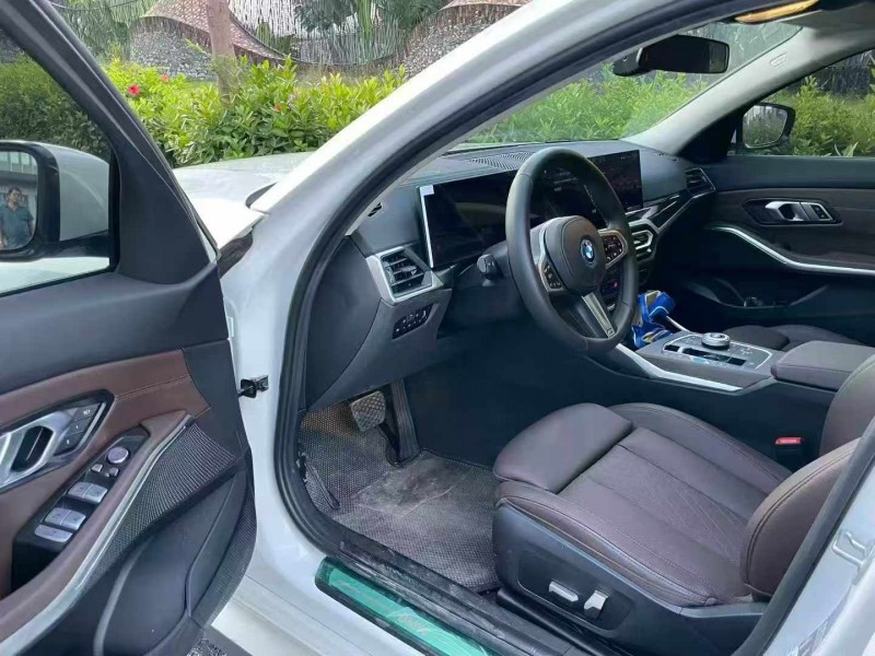 深圳23年宝马i36