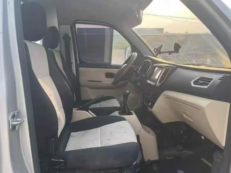 枣庄23年长安汽车跨越王5