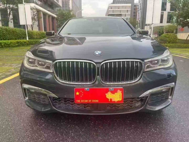 广州17年宝马7系1