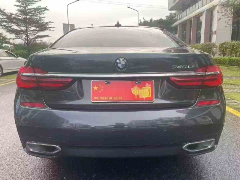 广州17年宝马7系9