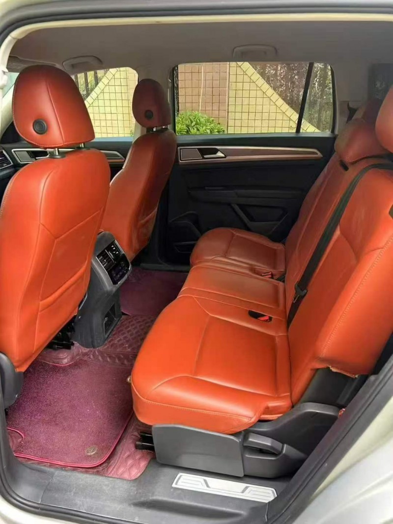 韶关20年大众途昂6