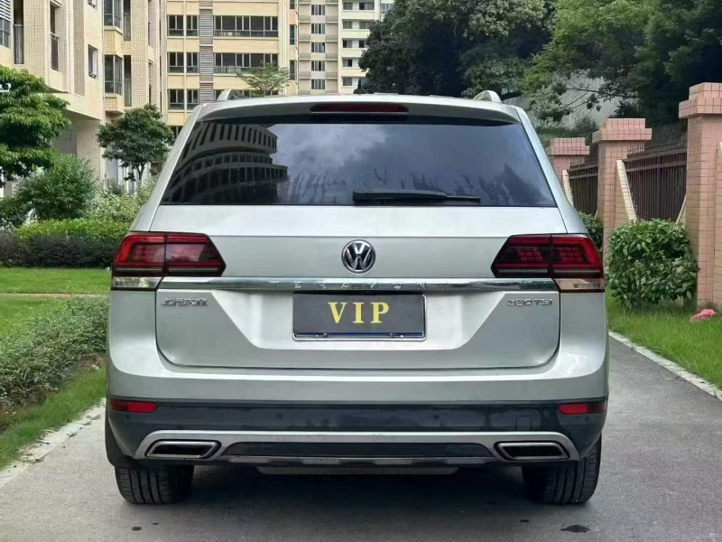 韶关20年大众途昂9