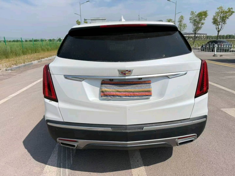 太原20年凯迪拉克XT57