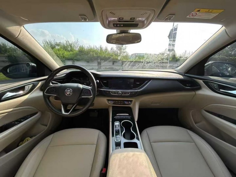 广州21年别克君威6