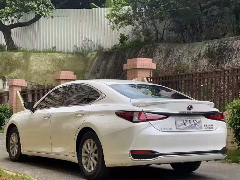 江门20年雷克萨斯ES7