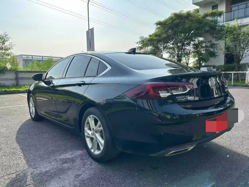 广州21年别克君威7